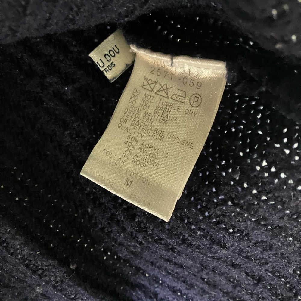 Navy Blue Ribbed Sweater - Picture 5 of 5